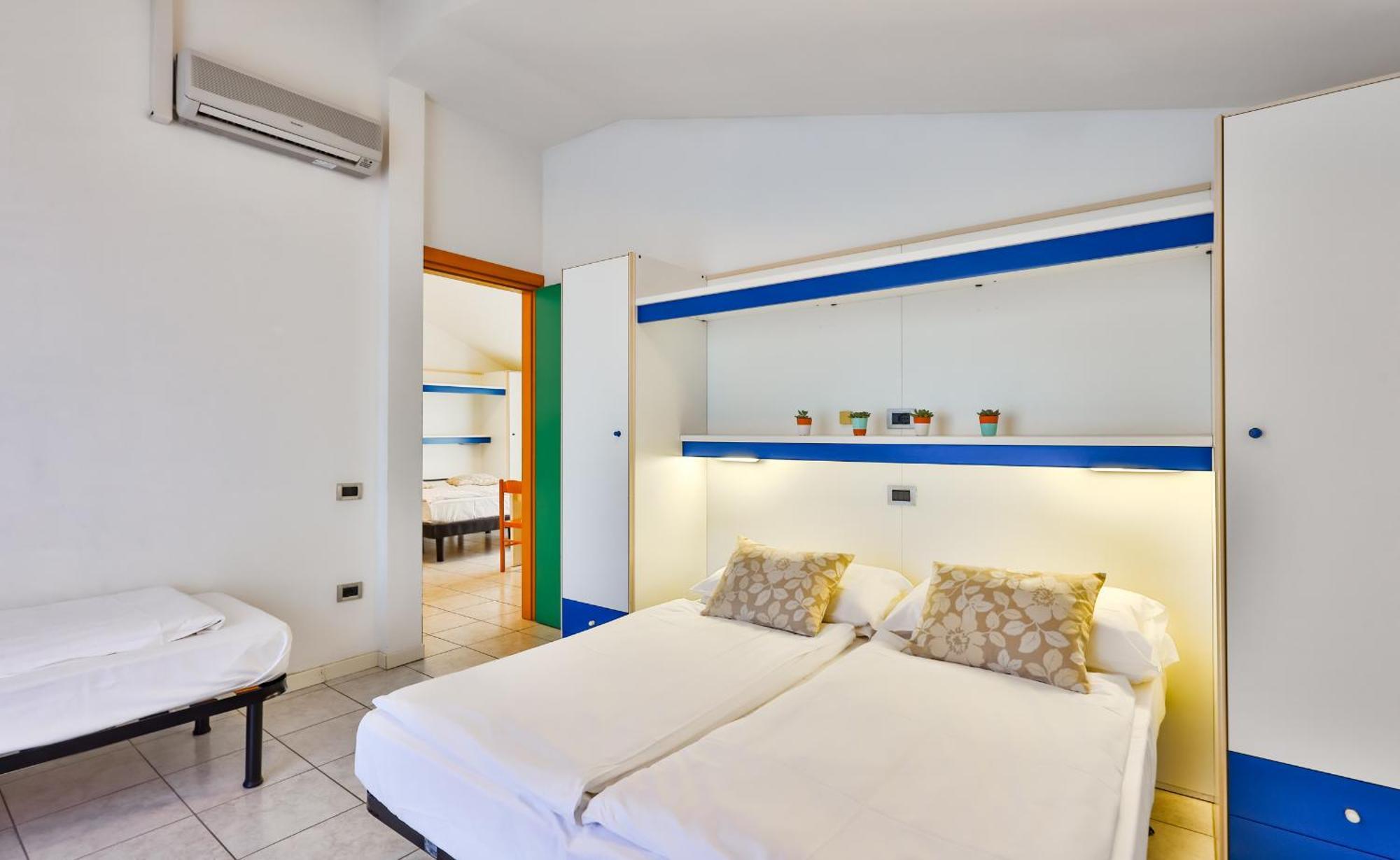 Aparthotel Carinzia Lignano Sabbiadoro Luaran gambar