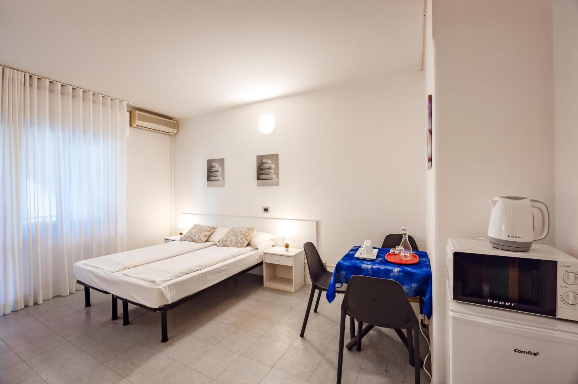Aparthotel Carinzia Lignano Sabbiadoro Luaran gambar