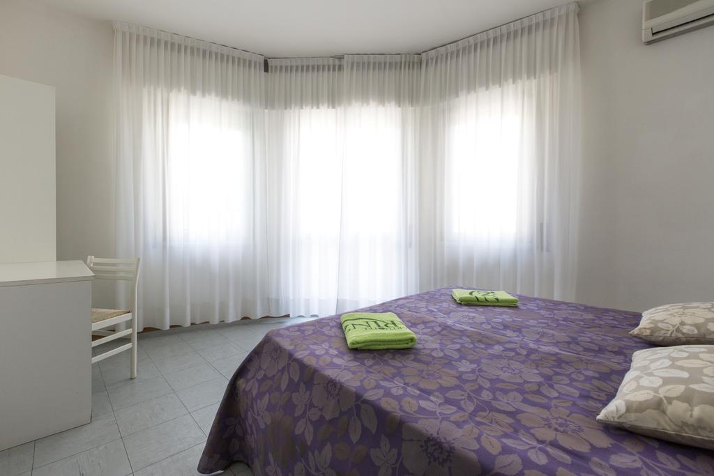 Aparthotel Carinzia Lignano Sabbiadoro Luaran gambar